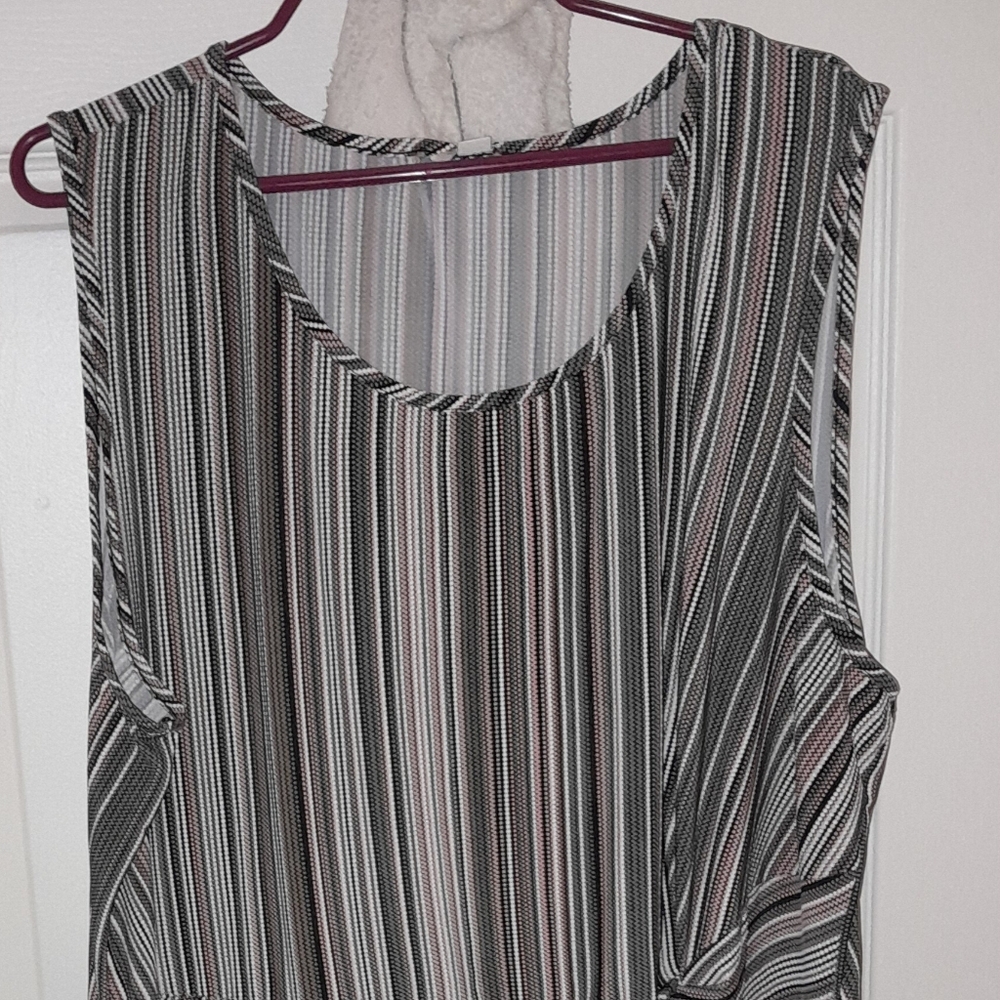 WOMENS PLUS SIZE 3X BLOUSE GREEN, BROWN, RED, ORANGE STRIPES BEAUTIFUL SLEEVELES